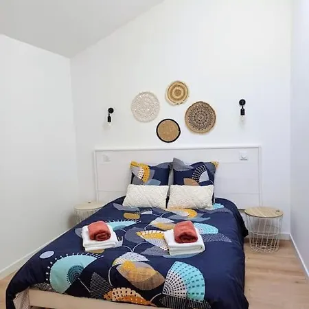 Vakantiehuis L'oree Du Bois Colombiers (Vienne)